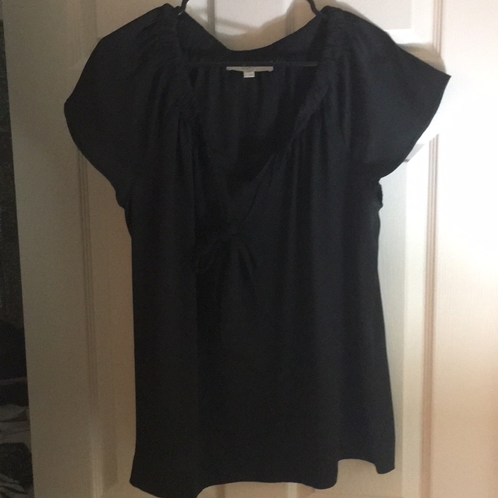 Worn 2x black tie cap sleeve top size large